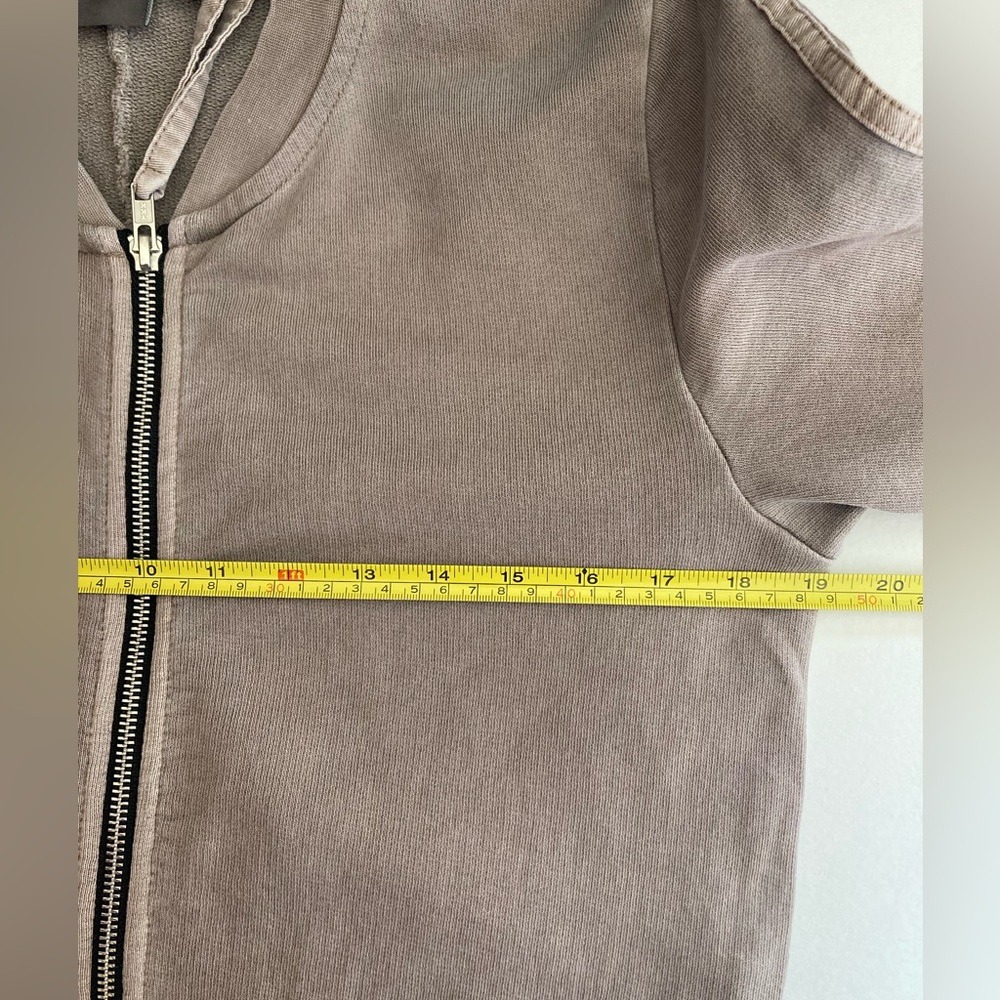 ASOS | Women’s Basic Zip Up Oversized Sweater - Picture 6 of 7